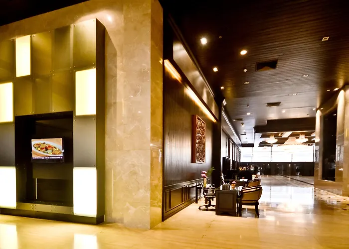 Ambassador Hotel 4*