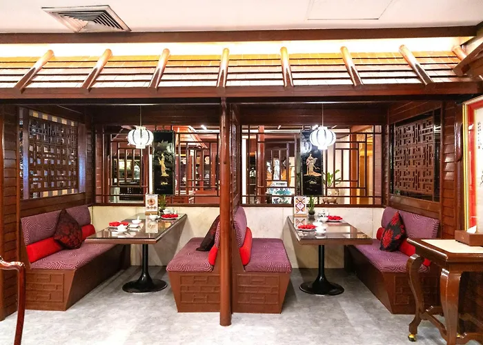 Hotel Ambassador 4*
